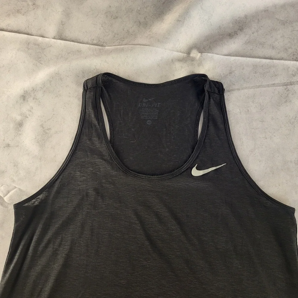 Nike Dri-FIT Women's XS Sheer Black Racerback Tank Scoop Neck Moisture Wicking
